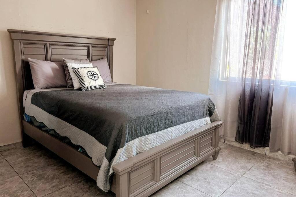 Orsini Beach Apartment Aguadilla Extérieur photo